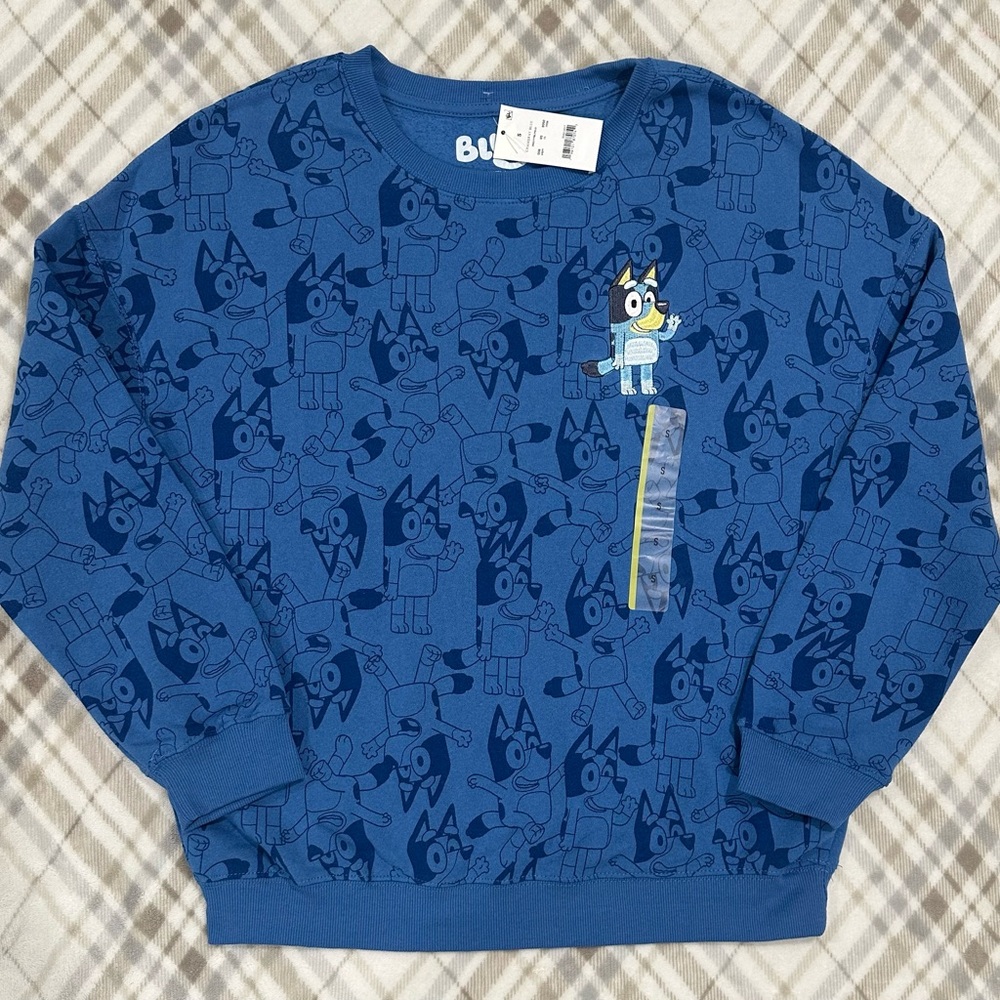 NWT BLUEY Mommy Mom Sweatshirt WOMEN’S Size SMALL S Perfect for Birthday Party